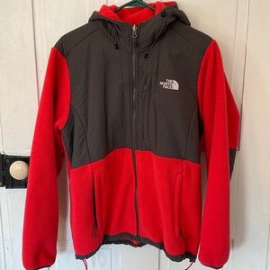 The North Face Hot PINK Fleece size LARGE